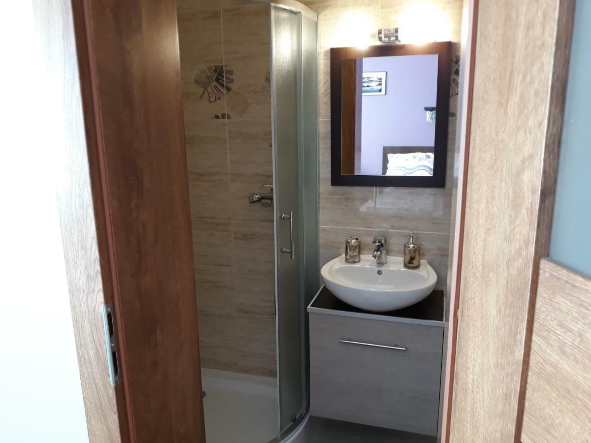U Elzbiety Apartment Leba Exterior photo